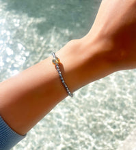 Cargar imagen en el visor de la galería, Pulsera Hematita #1