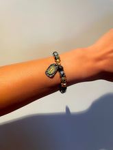 Load image into Gallery viewer, Pulsera Virgen #1