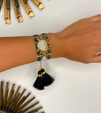 Load image into Gallery viewer, Corazon #33