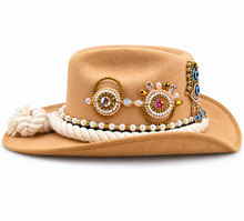 Cargar imagen en el visor de la galería, Sombrero guardiana
