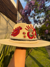 Cargar imagen en el visor de la galería, Sombrero evil eye 3 (ya incluye envío)

