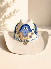Load image into Gallery viewer, Sombrero amuleto azul
