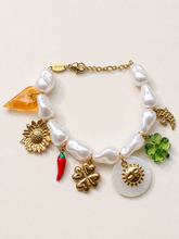 Cargar imagen en el visor de la galería, Pulsera Lucky Charms Pearl
