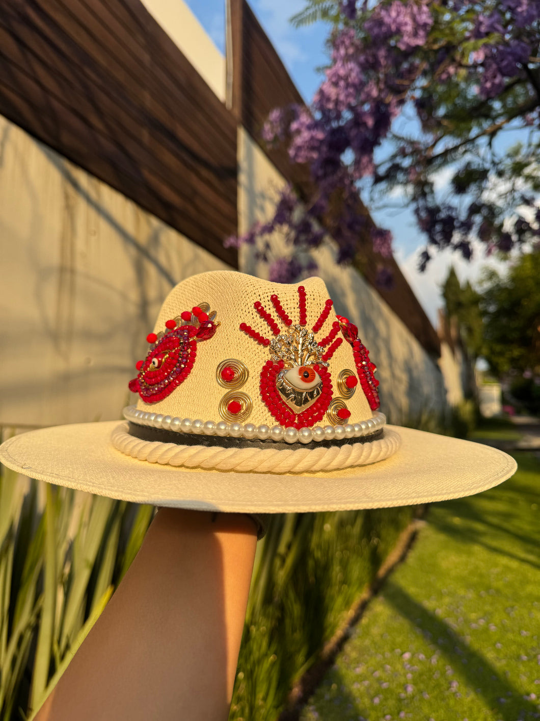 Sombrero evil eye 3 (ya incluye envío)