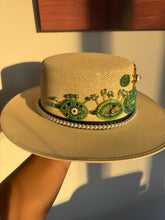 Cargar imagen en el visor de la galería, Sombrero evil eye premiun (incluye envío)
