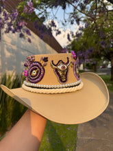 Cargar imagen en el visor de la galería, Sombrero violet eye (incluye envío)
