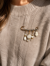 Load image into Gallery viewer, Broche flor
