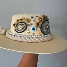 Load image into Gallery viewer, Sombrero black eye
