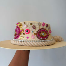 Load image into Gallery viewer, Sombrero pink eye
