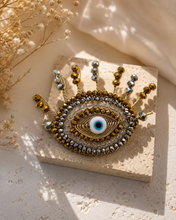 Cargar imagen en el visor de la galería, Broche eye dorado
