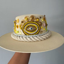 Load image into Gallery viewer, Sombrero yelow eye
